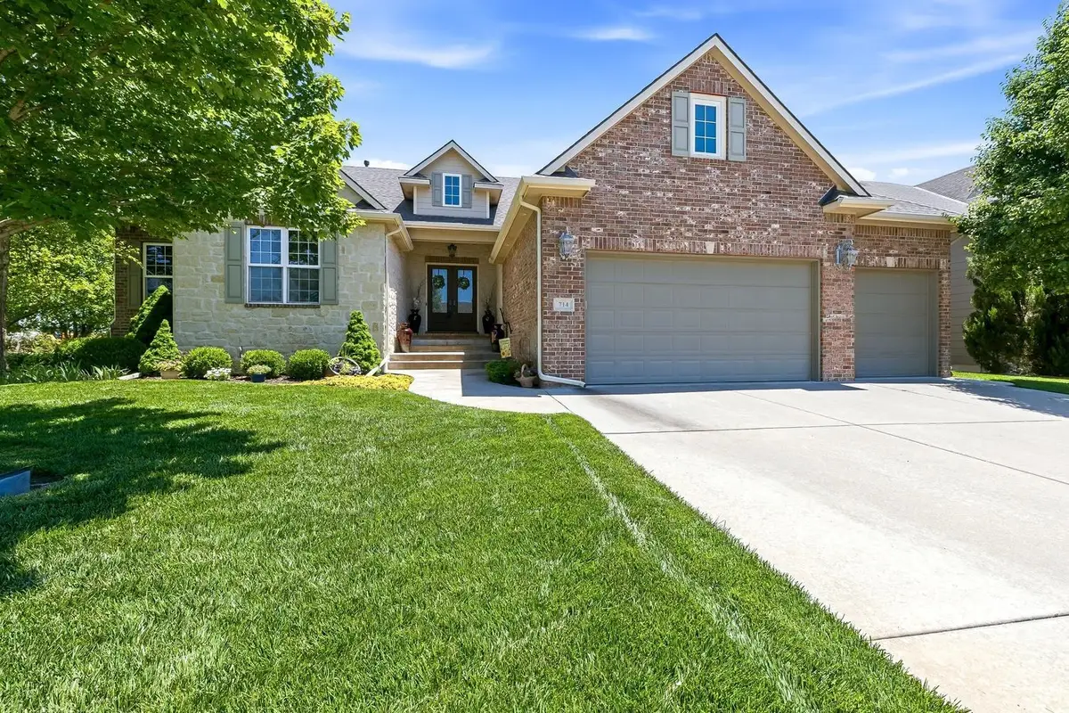 714 N Deerfield Ct, Andover, KS 67002 - #1