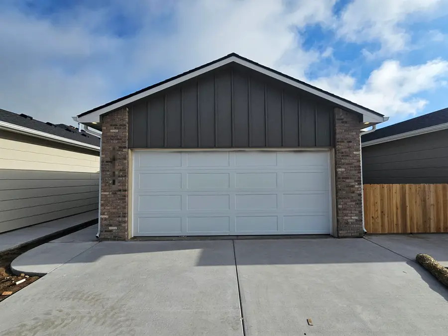 12572 W Northstar St, Maize, KS 67223 - #2