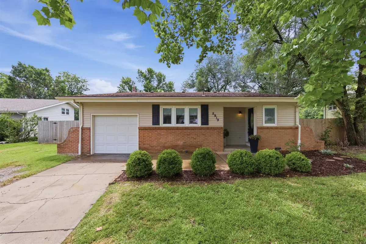 5919 Memphis St., Bel Aire, KS 67220 - #1