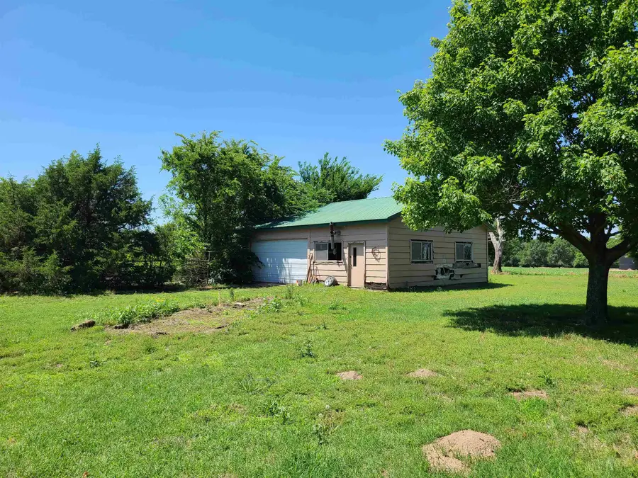 5601 252nd, Arkansas City, KS 67005 - #3