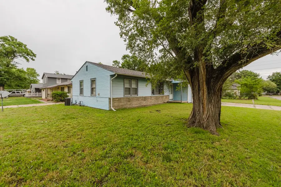 3250 S Downtain, Wichita, KS 67217 - #2