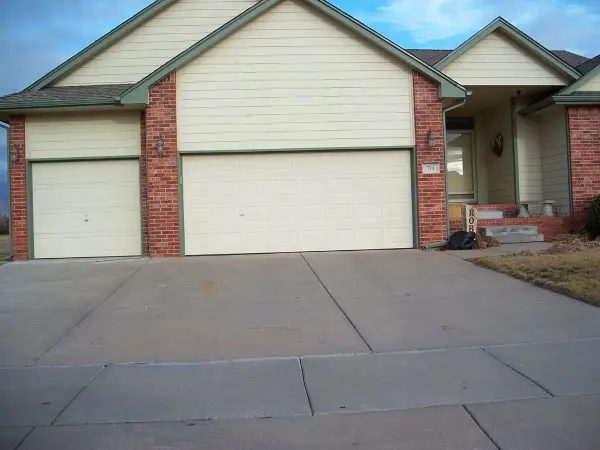 1143 N Rutland Ct., Wichita, KS 67206