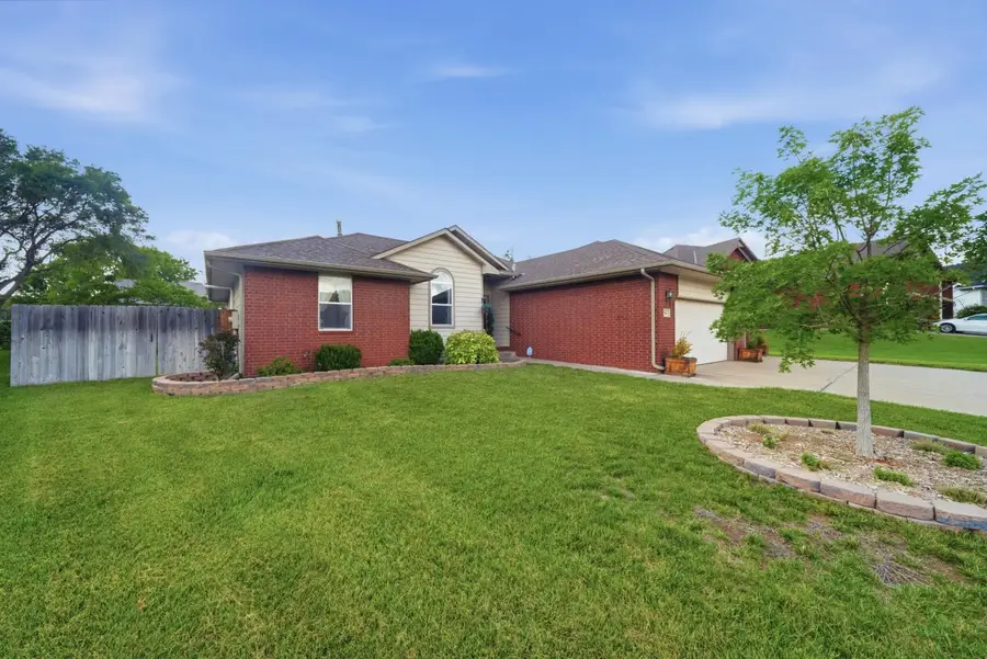 941 S Sandalwood, Wichita, KS 67230 - #2