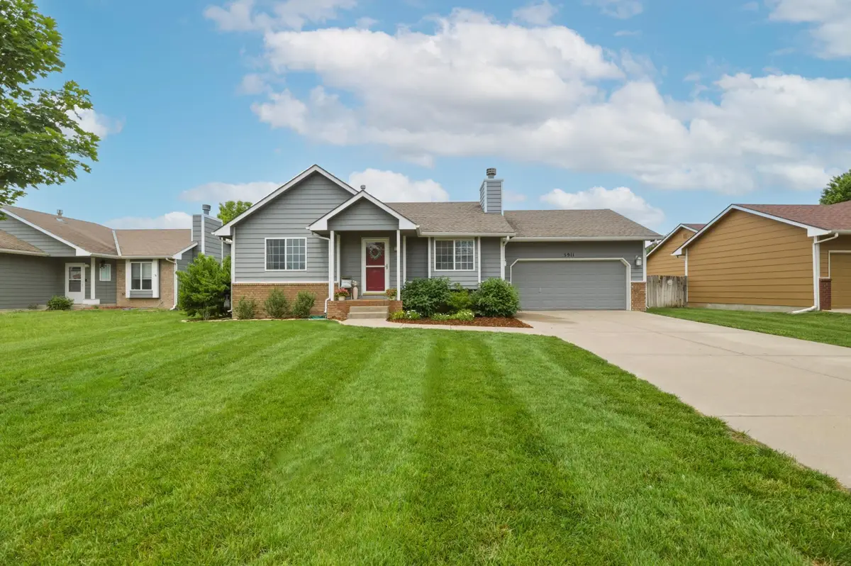 5911 N East Parkview St, Park City, KS 67219 - #1