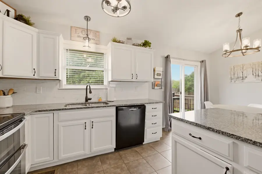 5911 N East Parkview St, Park City, KS 67219 - #2