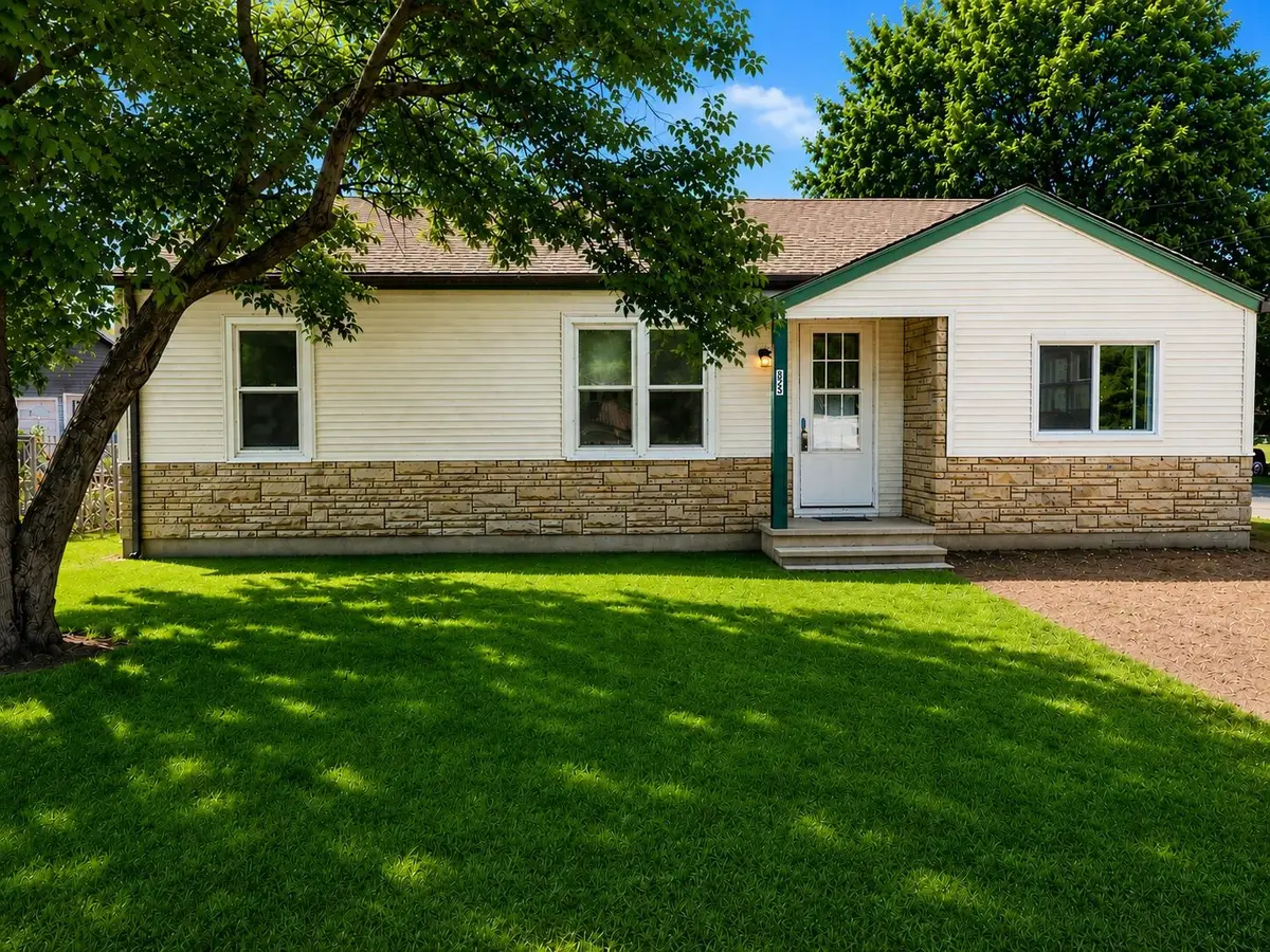 825 W 33rd N., Wichita, KS 67204 - #1