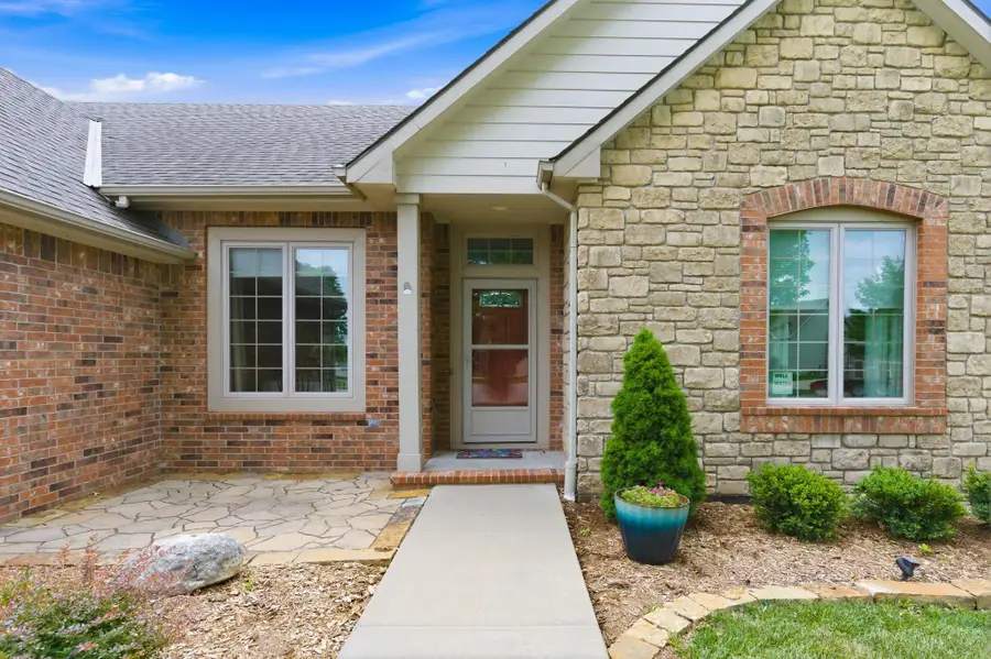 2228 N Sawgrass, Derby, KS 67037 - #2