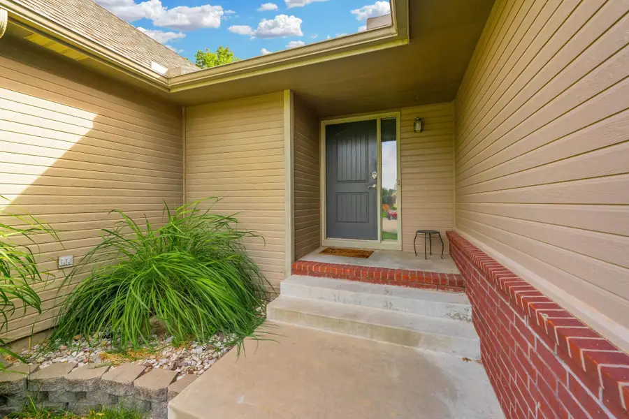 110 S Angela Circle, Wichita, KS 67235 - #3