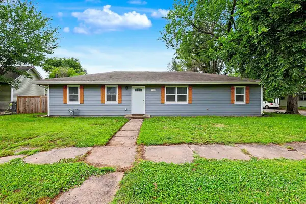 221 W Main, Mount Hope, KS 67108