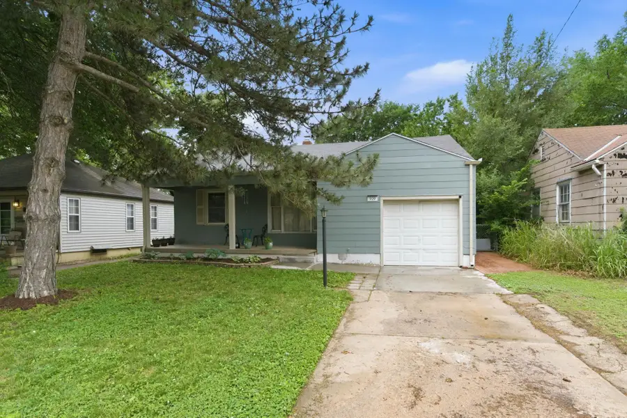 929 N Terrace, Wichita, KS 67208 - #2