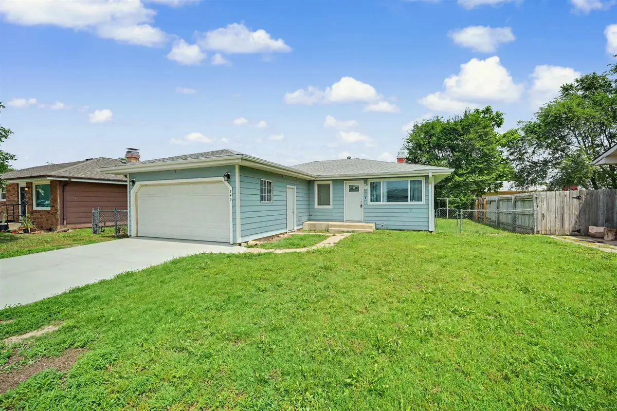 745 Willow, Salina, KS 67401 - #1