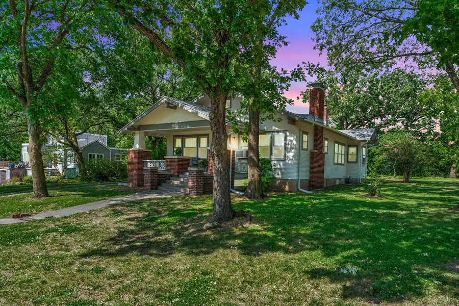 129 N Locust Street, Marion, KS 66861 - #2