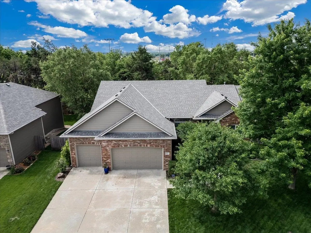 1425 E Summerlyn Drive, Derby, KS 67037 - #1