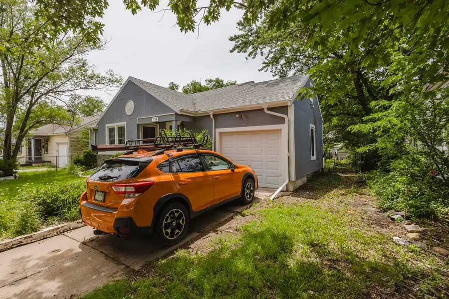 933 N Parkwood Ln, Wichita, KS 67208 - #3
