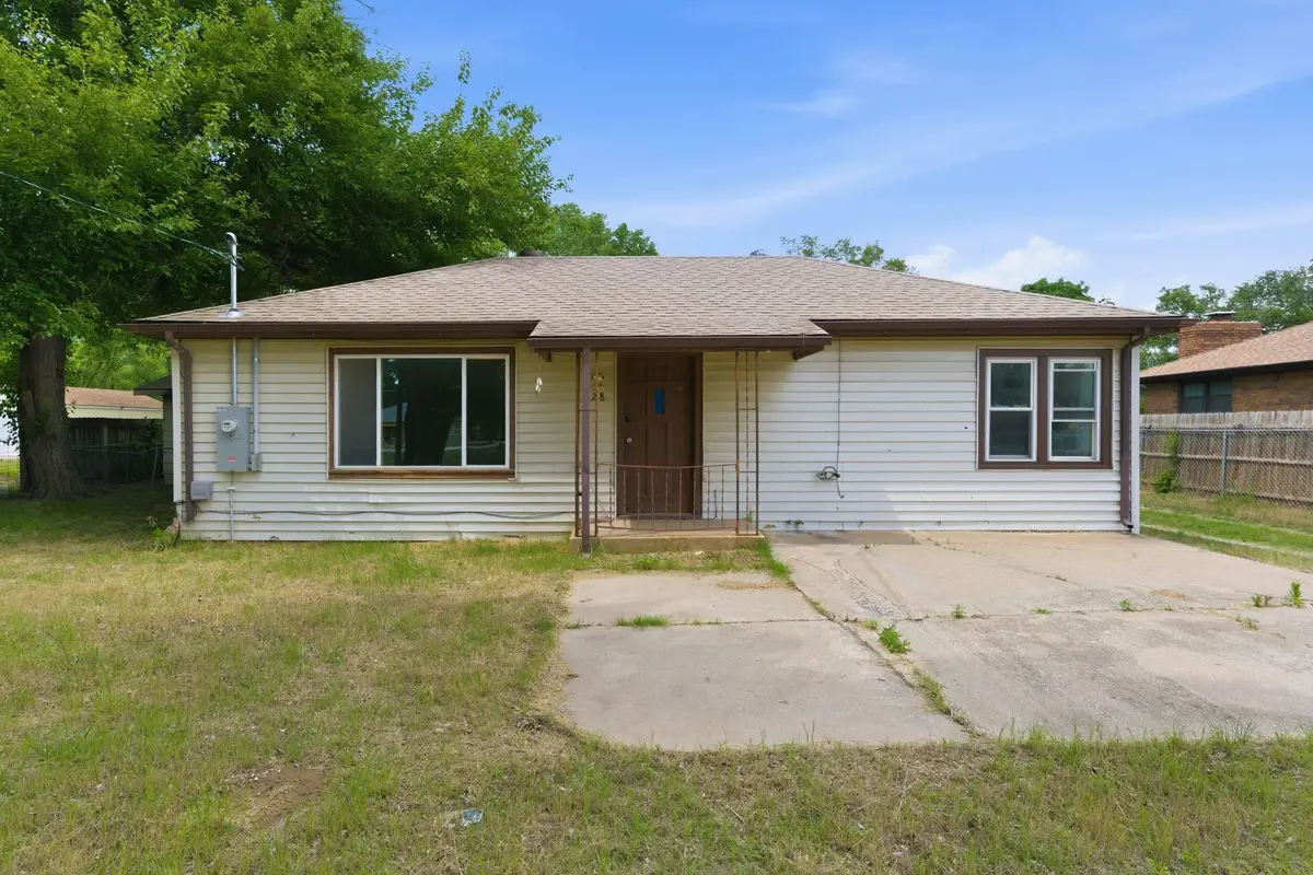 528 E 79th St S, Haysville, KS 67060 - #1