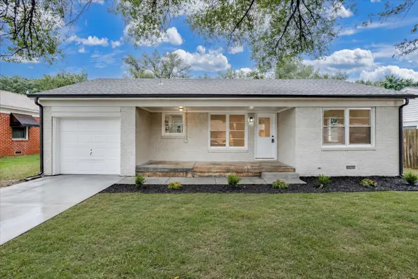 1238 N Derby Ave, Derby, KS 67037