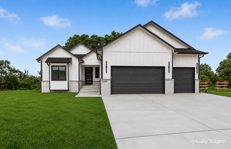 1203 E Maywood Ct, Wichita, KS 67216 - #3