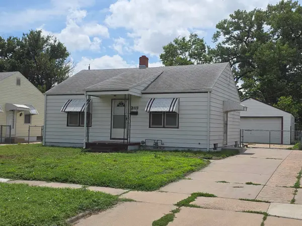 2111 S Pattie, Wichita, KS 67211