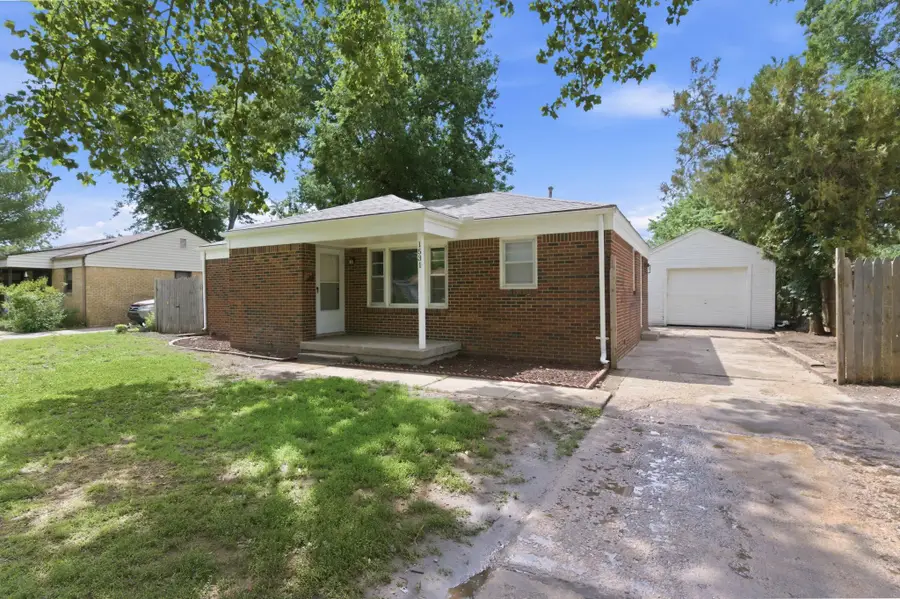 1531 E Crowley, Wichita, KS 67216 - #2