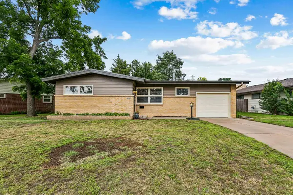 2427 W Wilson, Wichita, KS 67204
