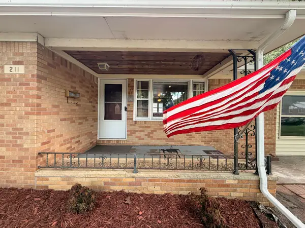 211 E English, Mulvane, KS 67110