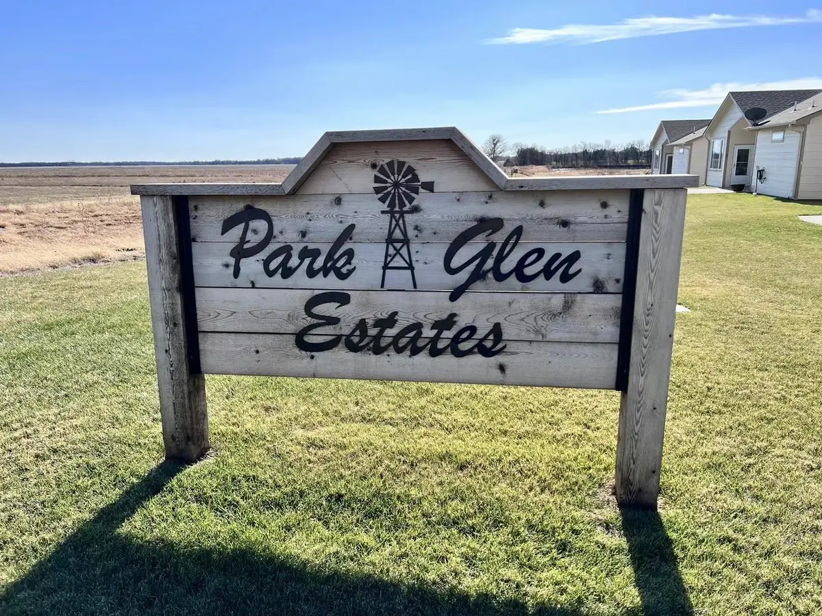 1212 E Park Glen Steet, Clearwater, KS 67026 - #1