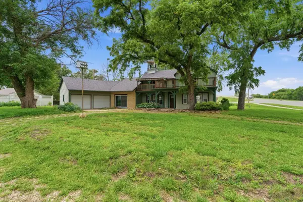 215 W Main Street, Herington, KS 67449