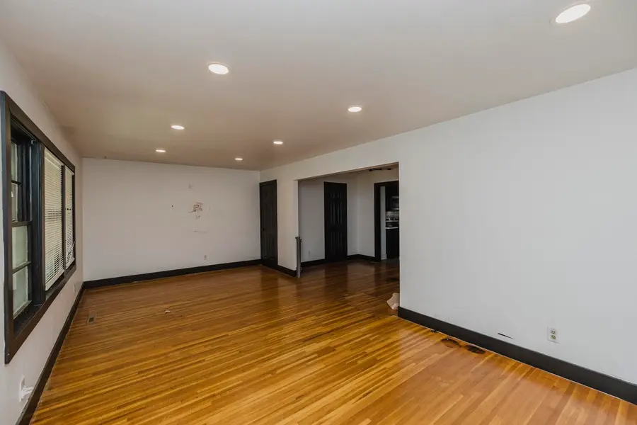 207 & 209 S Custer, Wichita, KS 67213 - #3