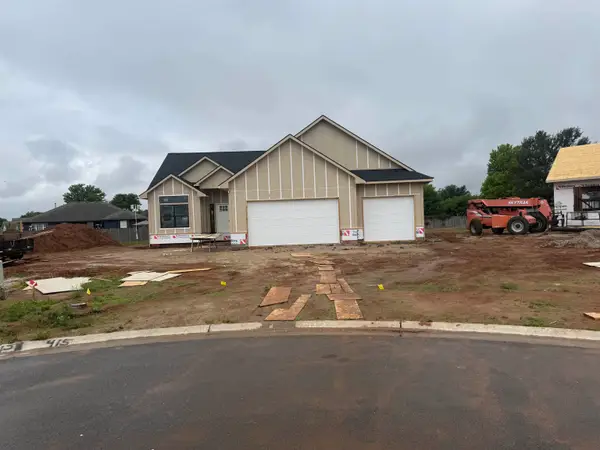 415 S Stoney Creek St, Clearwater, KS 67060