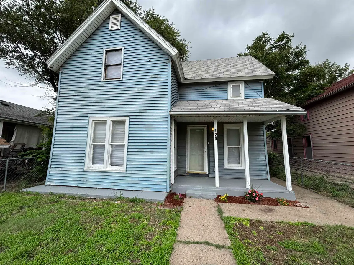 120 W 6th Avenue, Hutchinson, KS 67501 - #1