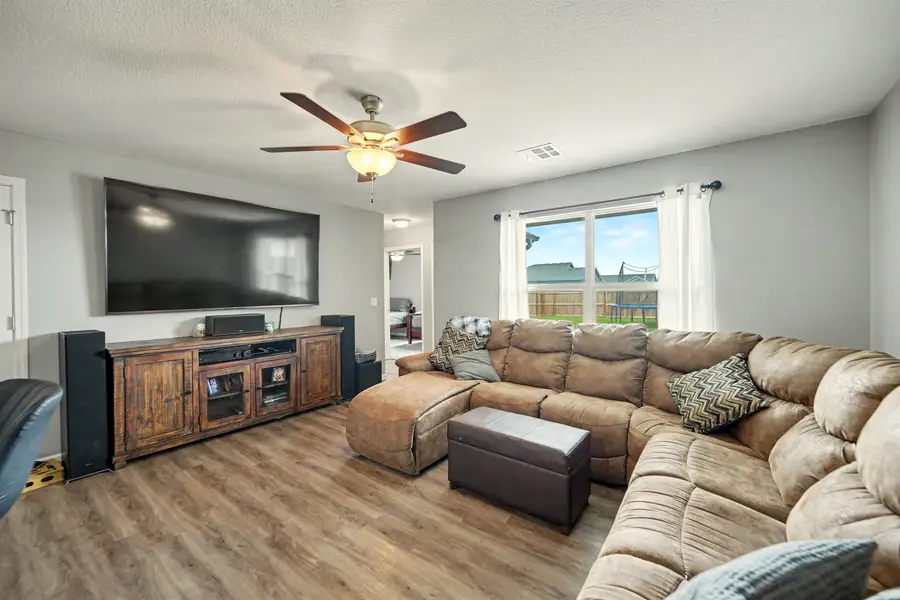 1106 Harbor Dr., Salina, KS 67401 - #2