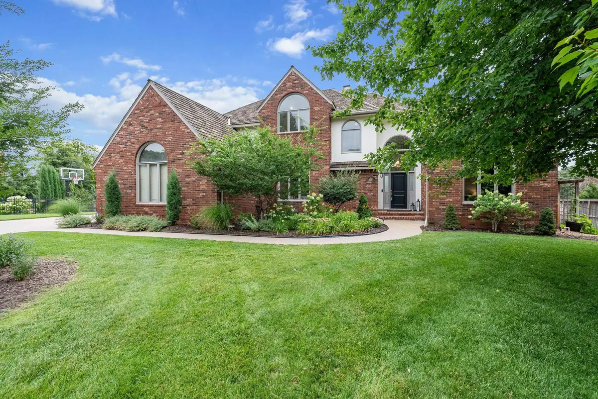 1136 N Linden Cir, Wichita, KS 67206 - #1