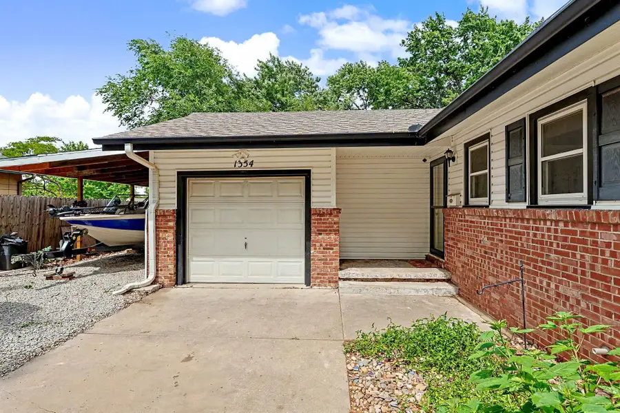 1354 N Westview Drive, Derby, KS 67037 - #3