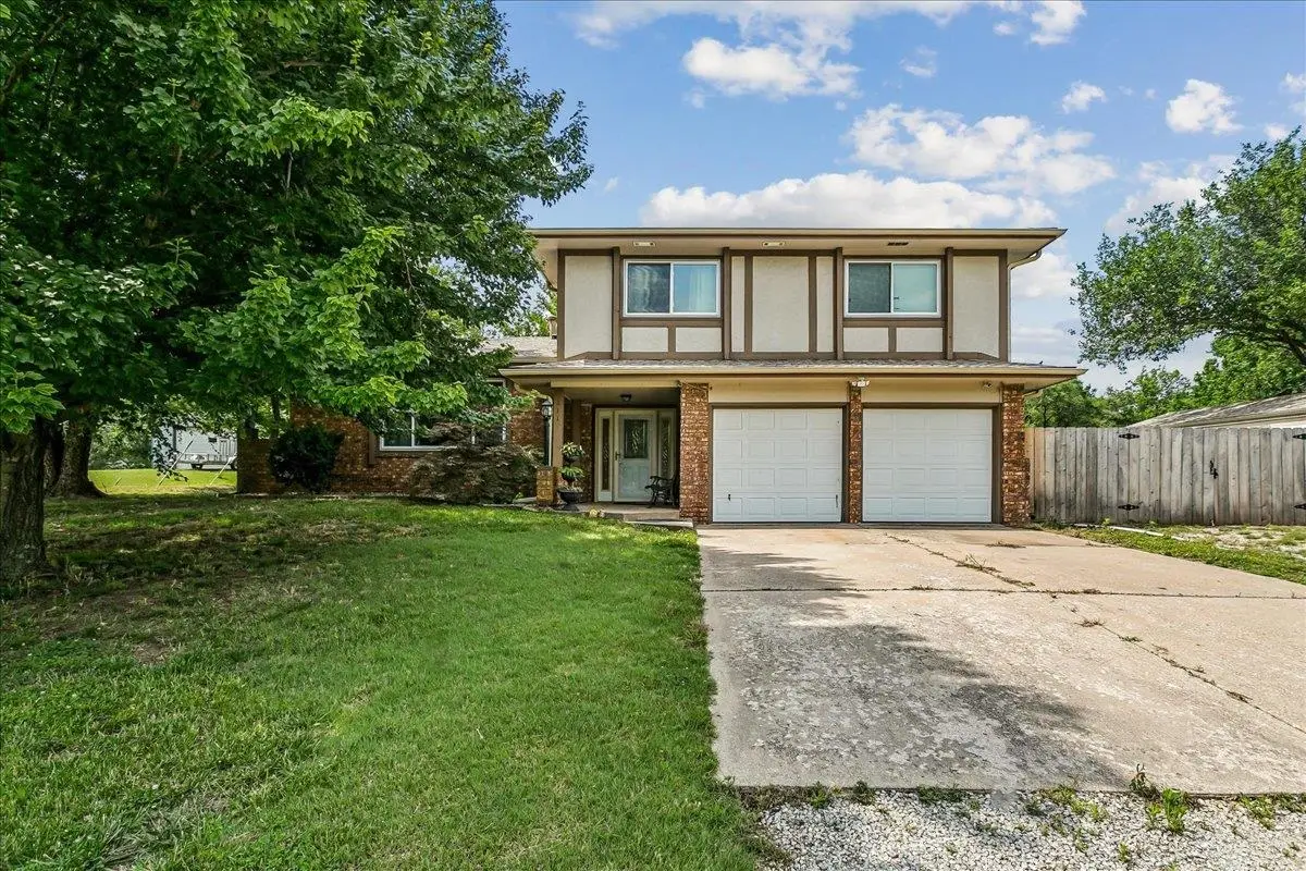 1113 E Springdale, Derby, KS 67037 - #1