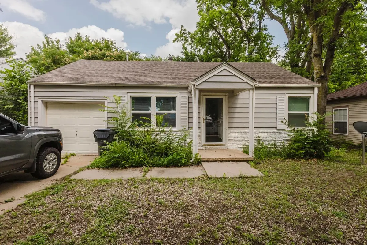 1724 S Volutsia, Wichita, KS 67211 - #1