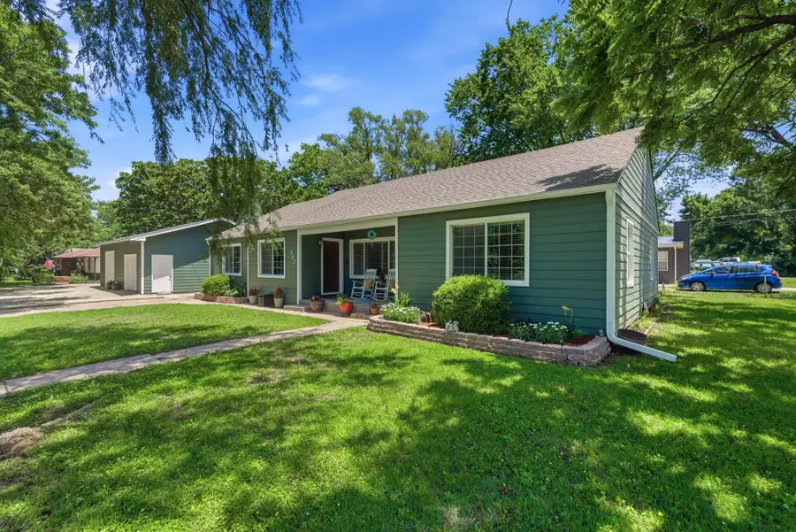 302 N 6th St, Towanda, KS 67144 - #2