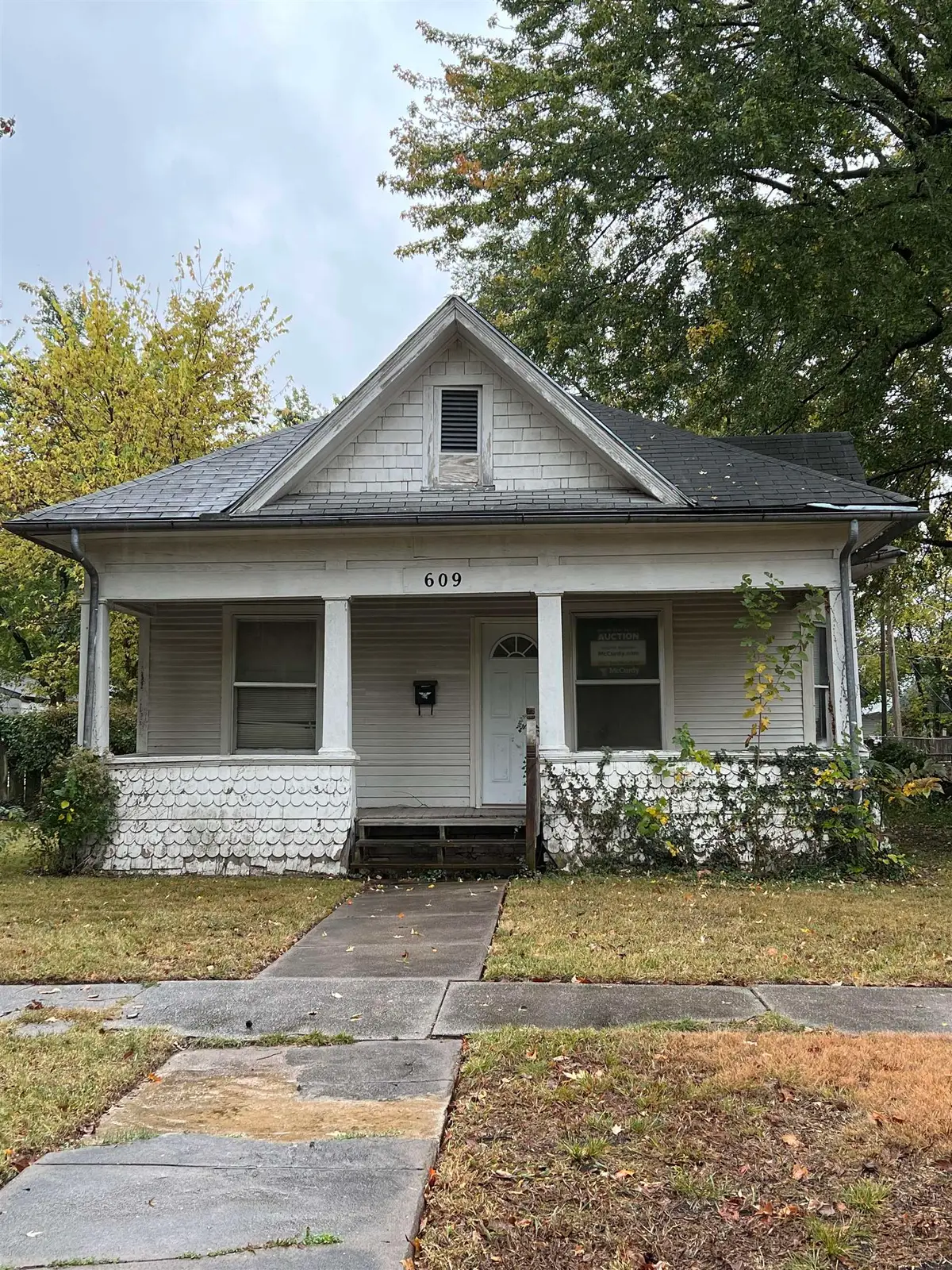 609 E 13th, Winfield, KS 67156 - #1