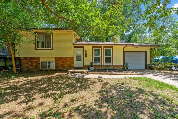 603 E 54th Street South, Wichita, KS 67216
