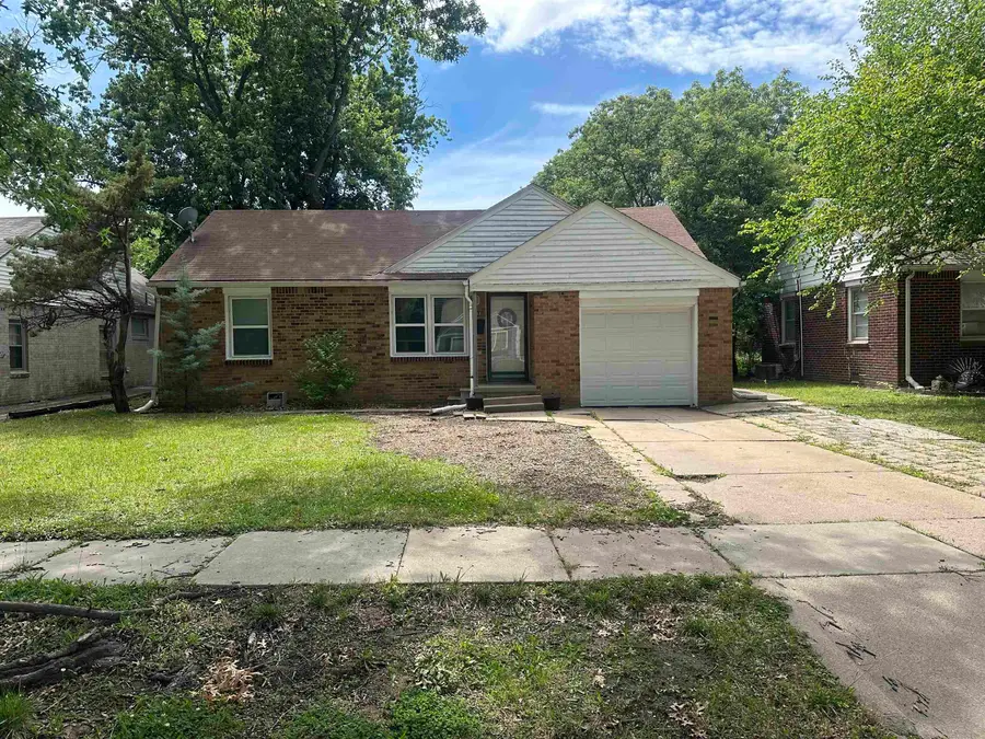 637 S Lightner Dr., Wichita, KS 67218 - #2