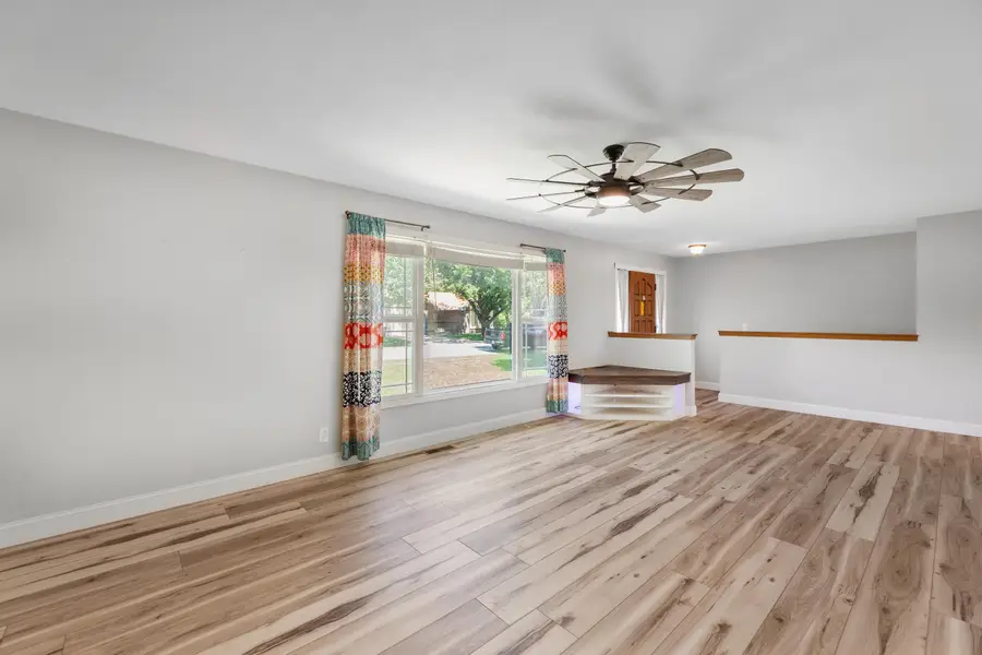 143 W Northwind Dr, Valley Center, KS 67147 - #3