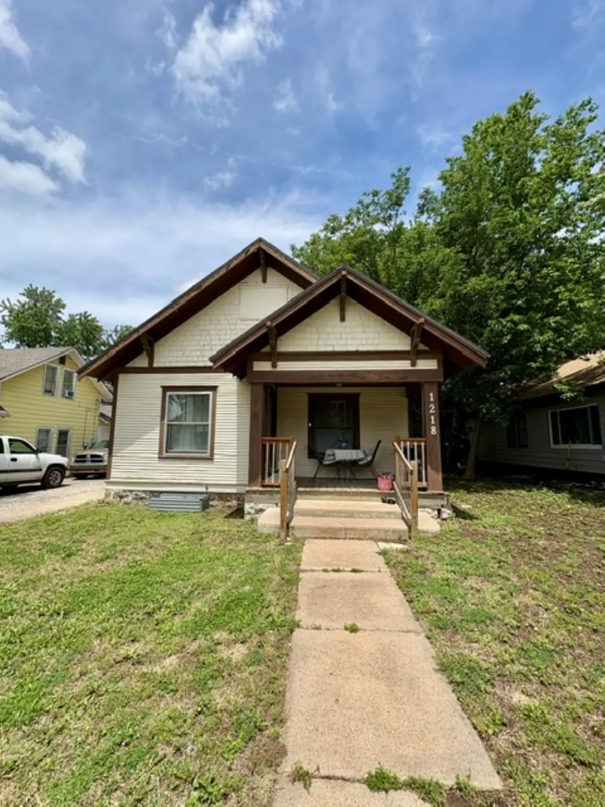 1218 W Central Ave, El Dorado, KS 67042 - #1