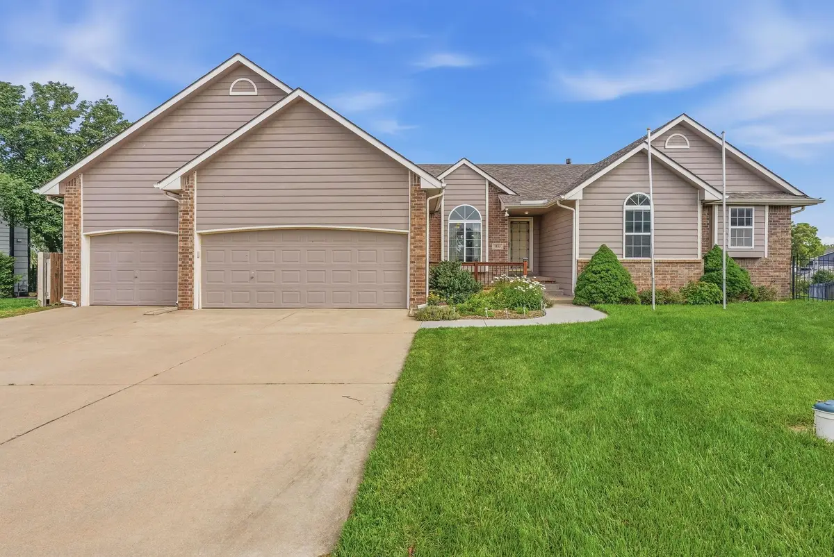 1835 S Covington Ct, Wichita, KS 67209 - #1