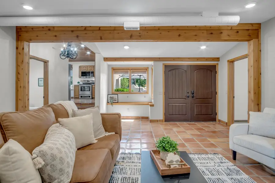 532 N Rock Rd, Newton, KS 67114 - #2