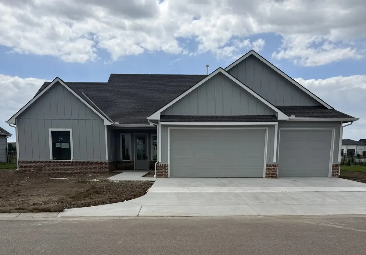 12069 E Pepperwood St, Wichita, KS 67226 - #1