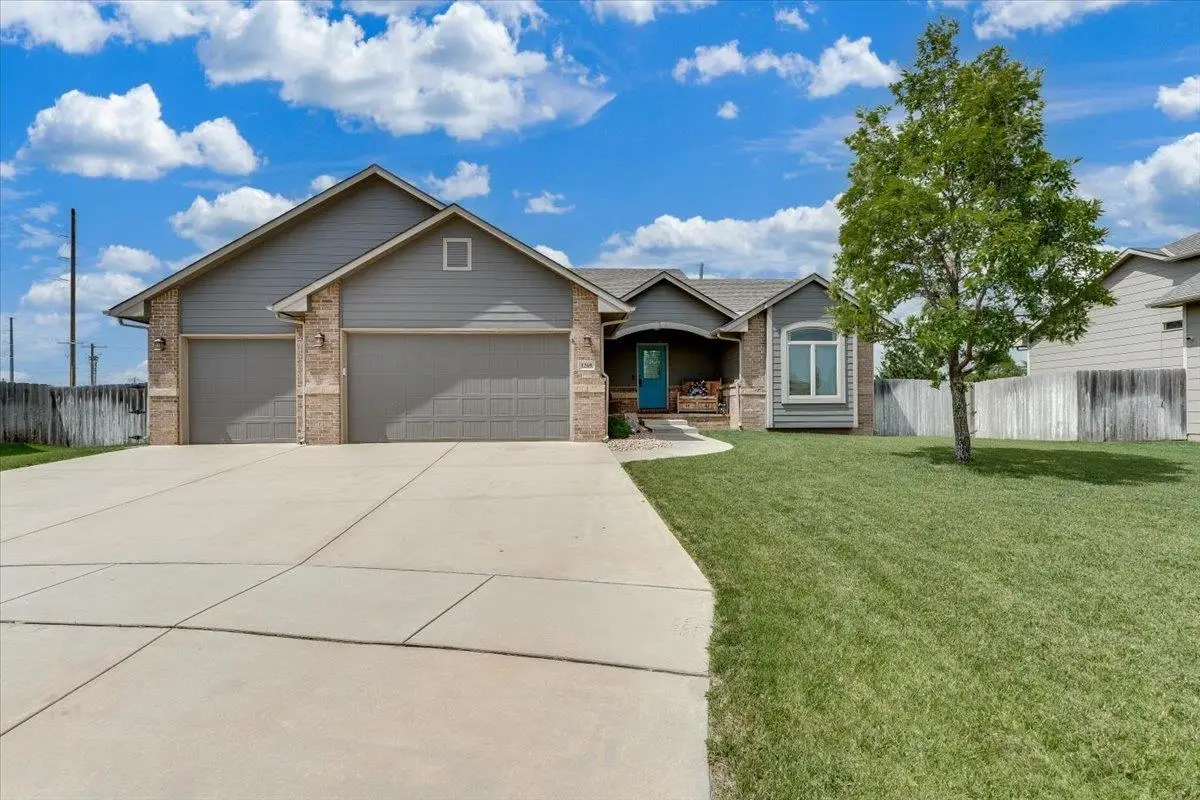 1269 N Forestview Ct, Wichita, KS 67235 - #1