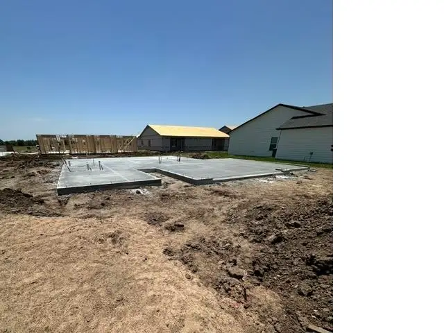 2849 S Rainier Ct, Wichita, KS 67215 - #1