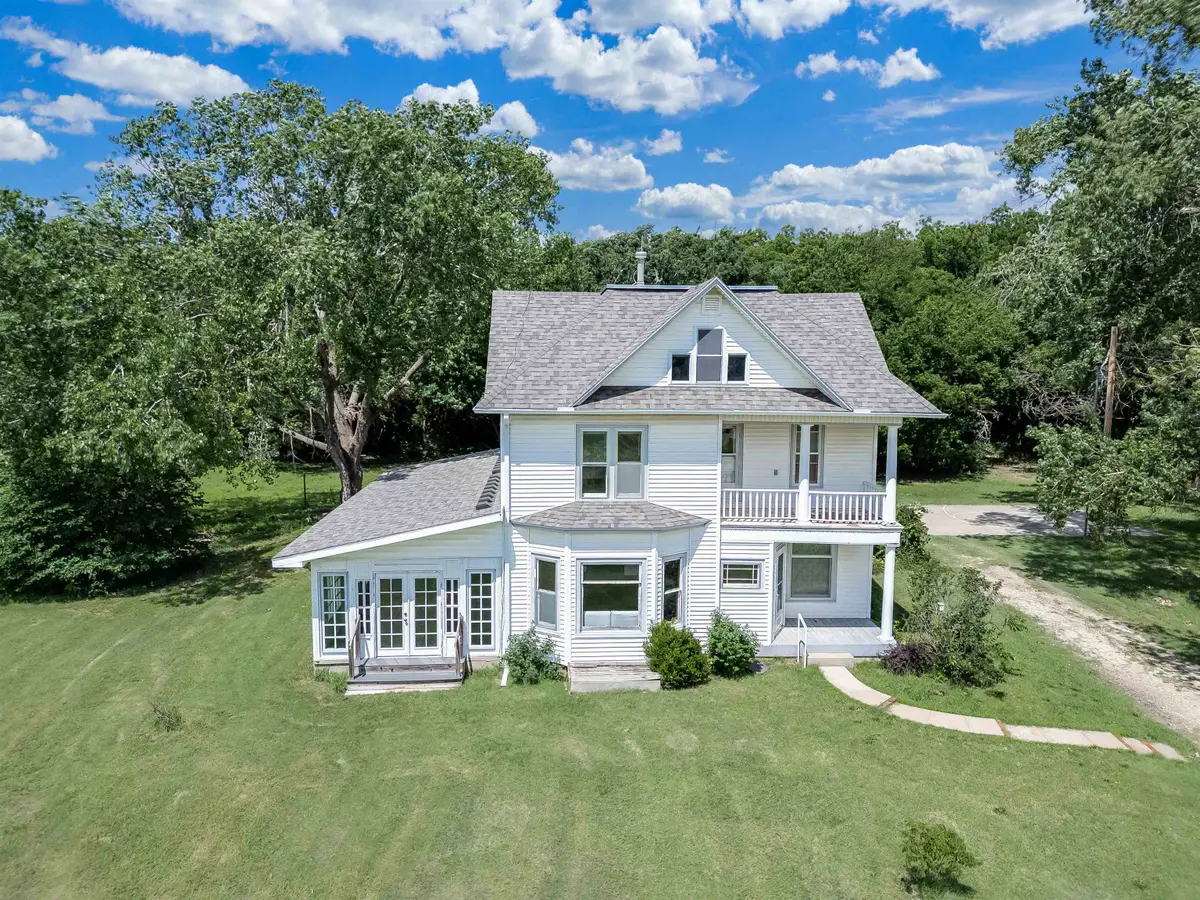 13113 S Victory Rd, Haven, KS 67543 - #1