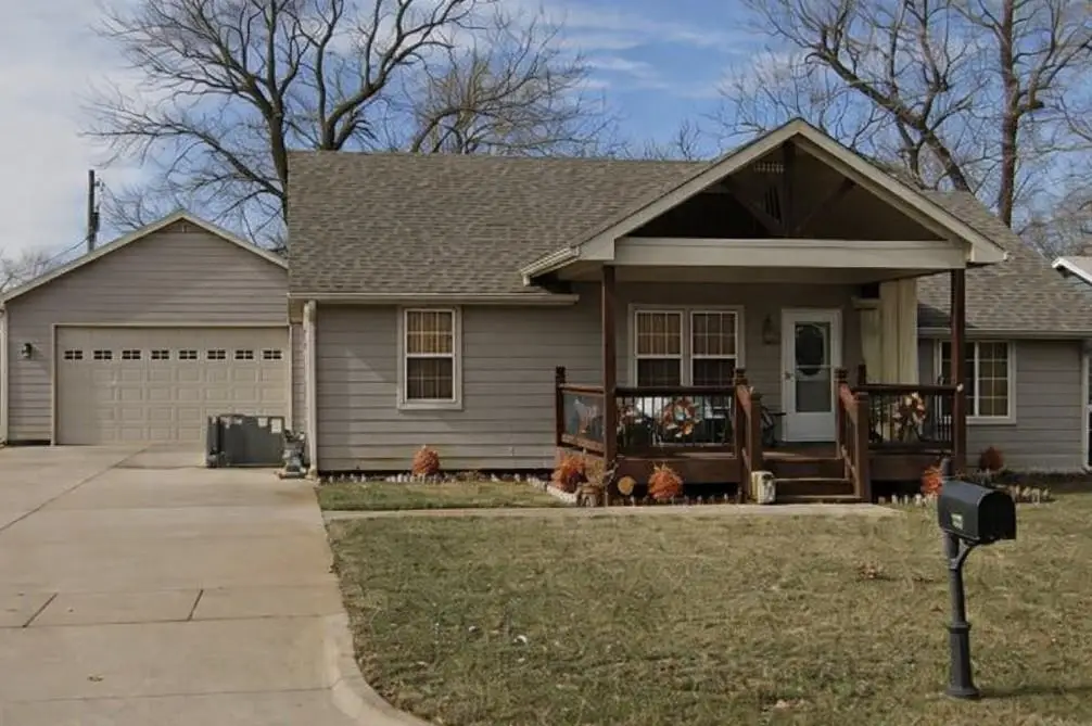 1213 N Edwards, Wichita, KS 67203 - #1