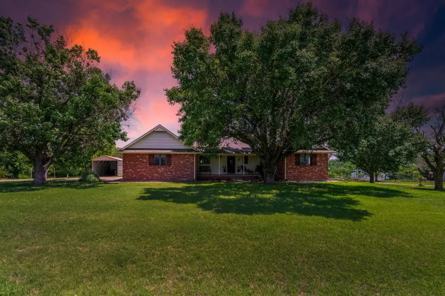 1254 N Osage Rd, Mulvane, KS 67110 - #2