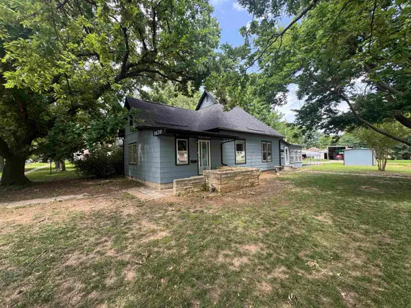 1620 Fuller, Winfield, KS 67156